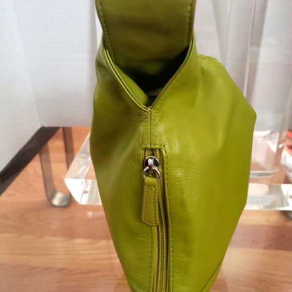 lli new york lime green small handbag/wrist.This cutie is new without tags. - Picture 2 of 4